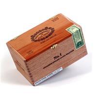 Hoyo de Monterrey Excalibur Natural premium cigars in a 20-count box, showcasing the elegant cigar packaging.