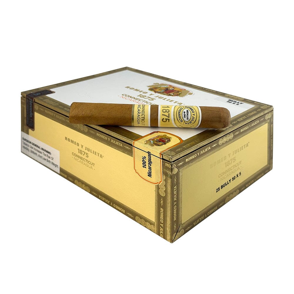 Romeo y Julieta 1875 Connecticut Nicaragua premium cigars in a box, showcasing the cigars with light Connecticut wrapper and Nicaragua branding.